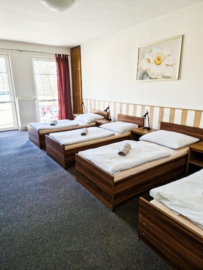 Hotel Ned Hockey 宁布尔克 外观 照片